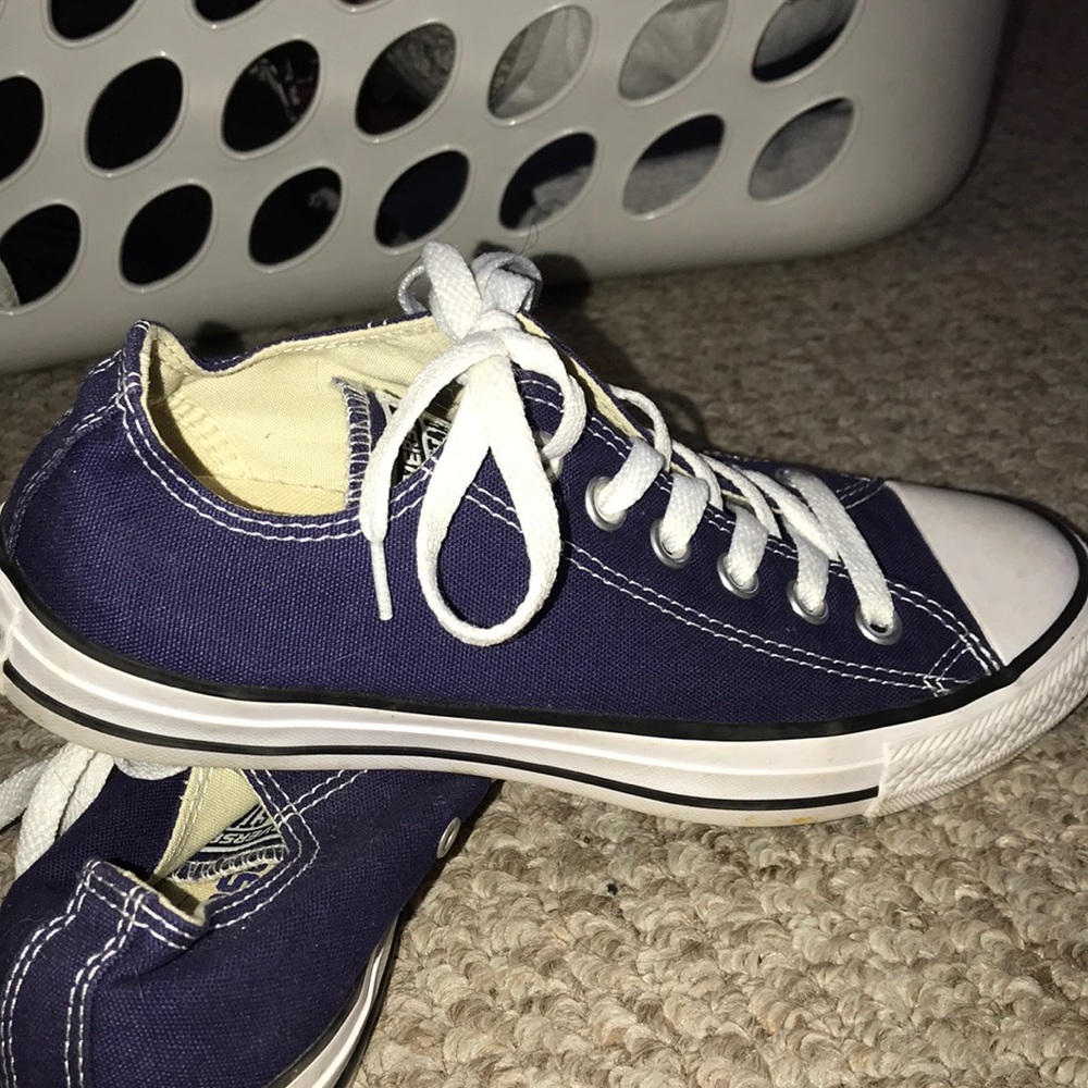 navy blue converse